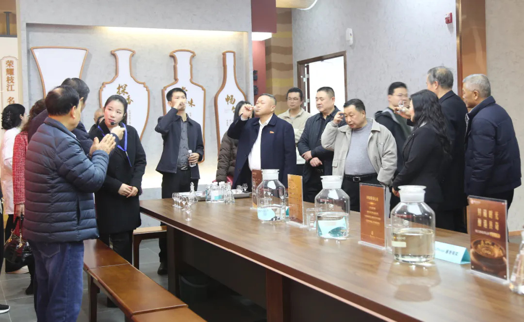 640 (1).webp.png 640 (1).webp.png